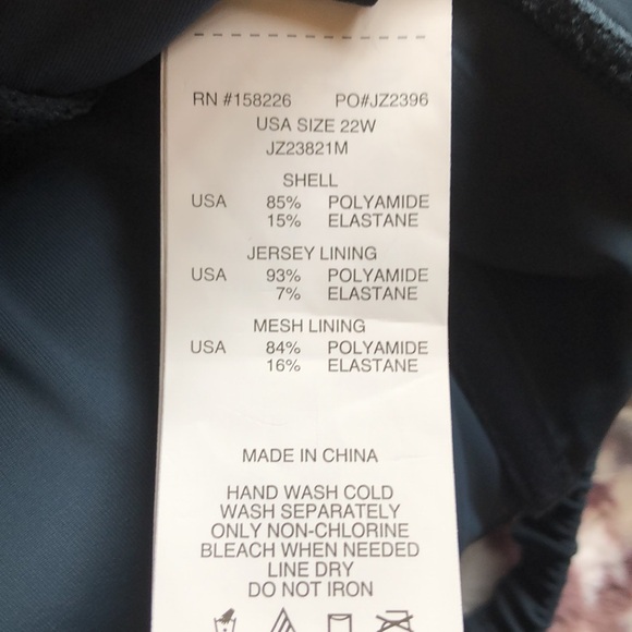 Jantzen one price with underwire size 22W New! - Picture 13 of 13